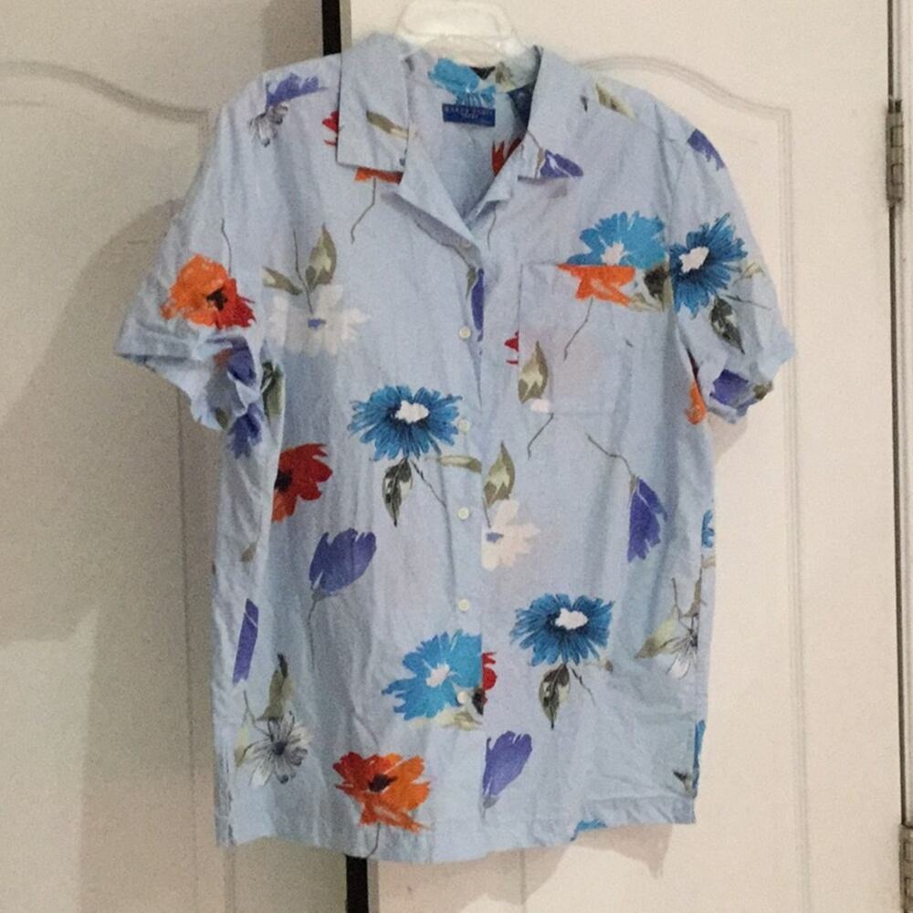 Karen Scott floral short sleeve blouse worn once
